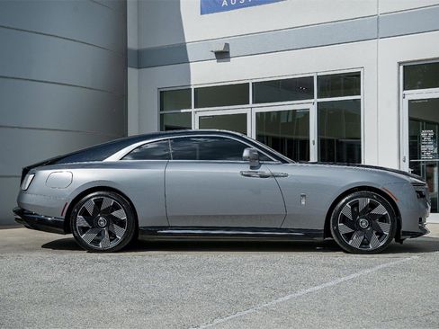 Certified 2025 Rolls-Royce Spectre w/ Spectre Launch Package image 3