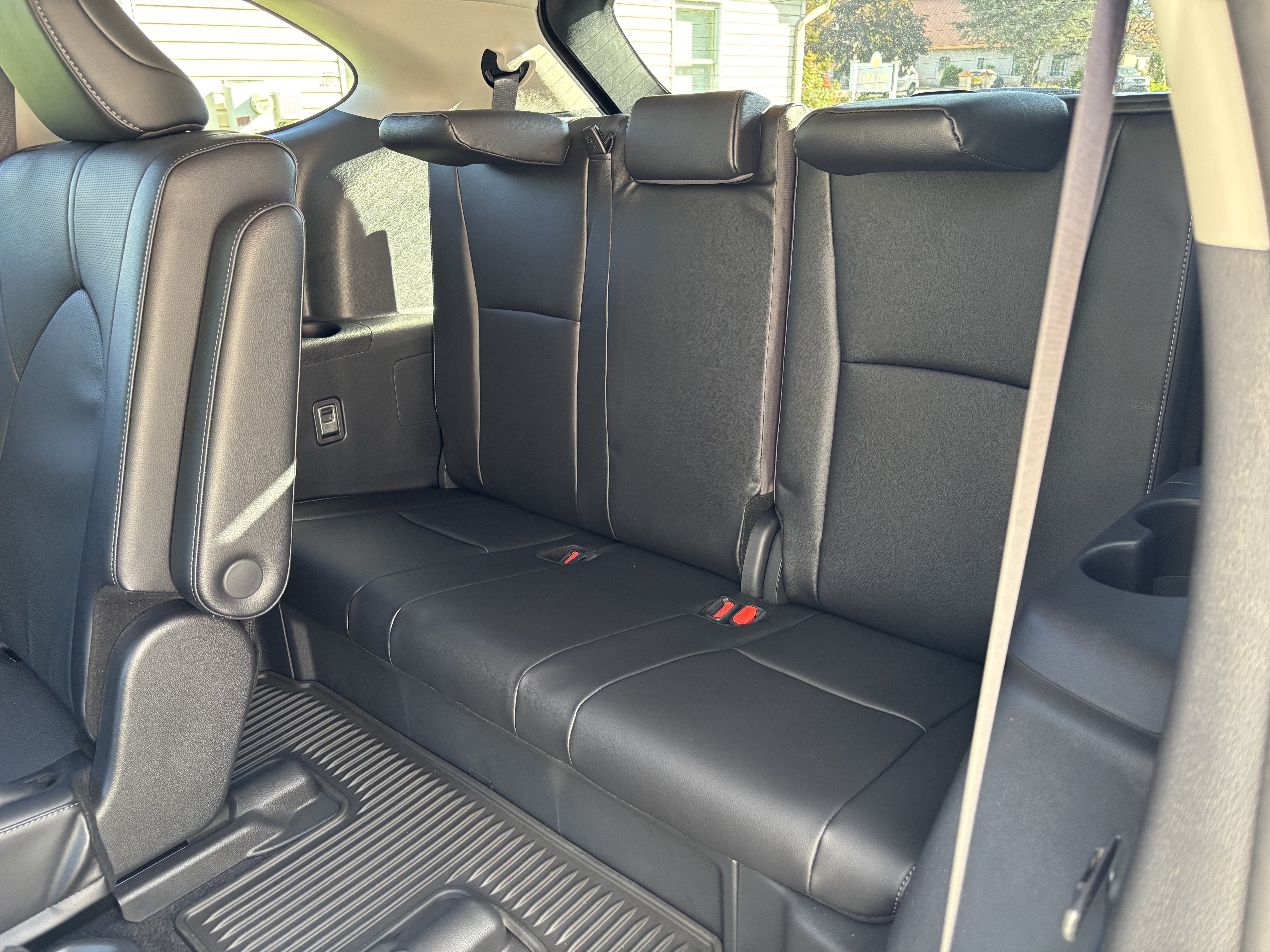 Used 2024 Toyota Highlander Limited AWD/4WD image 15