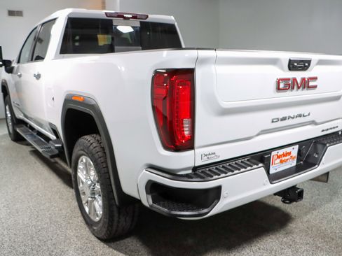 Used 2023 GMC Sierra 2500 Denali w/ Denali Ultimate Package image 9