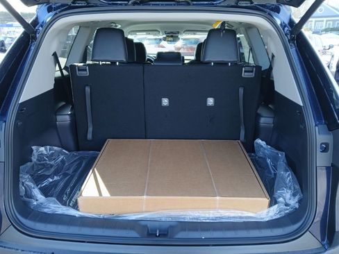 New 2026 Toyota Grand Highlander XLE image 9