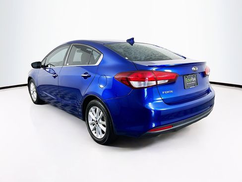 Used 2017 Kia Forte S w/ S Technology Package image 5