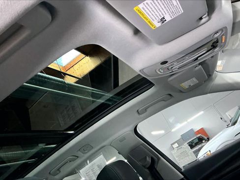 Used 2023 Audi Q5 2.0T Premium w/ Convenience Package image 25