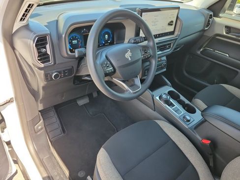 Used 2025 Ford Bronco Sport Big Bend AWD/4WD image 4