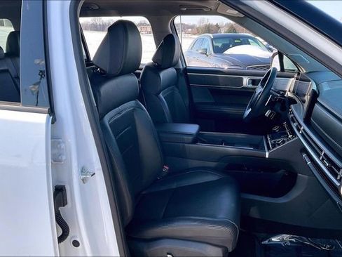 Certified 2024 Hyundai Santa Fe Limited image 7