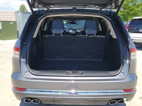 Certified 2023 Lincoln Aviator Reserve w/ Equipment Group 201A AWD/4WD image 13