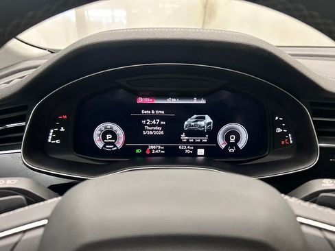 Used 2023 Audi Q8 Prestige AWD/4WD image 20