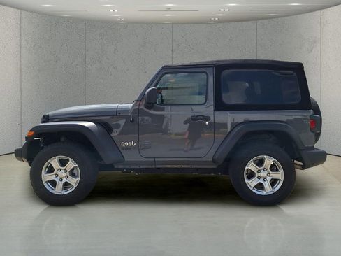Used 2020 Jeep Wrangler Sport AWD/4WD image 2