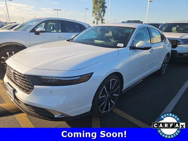 Used 2024 Honda Accord Touring image 1