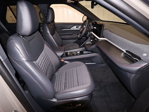New 2027 Ford Explorer ST-Line w/ Premium Package AWD/4WD image 21