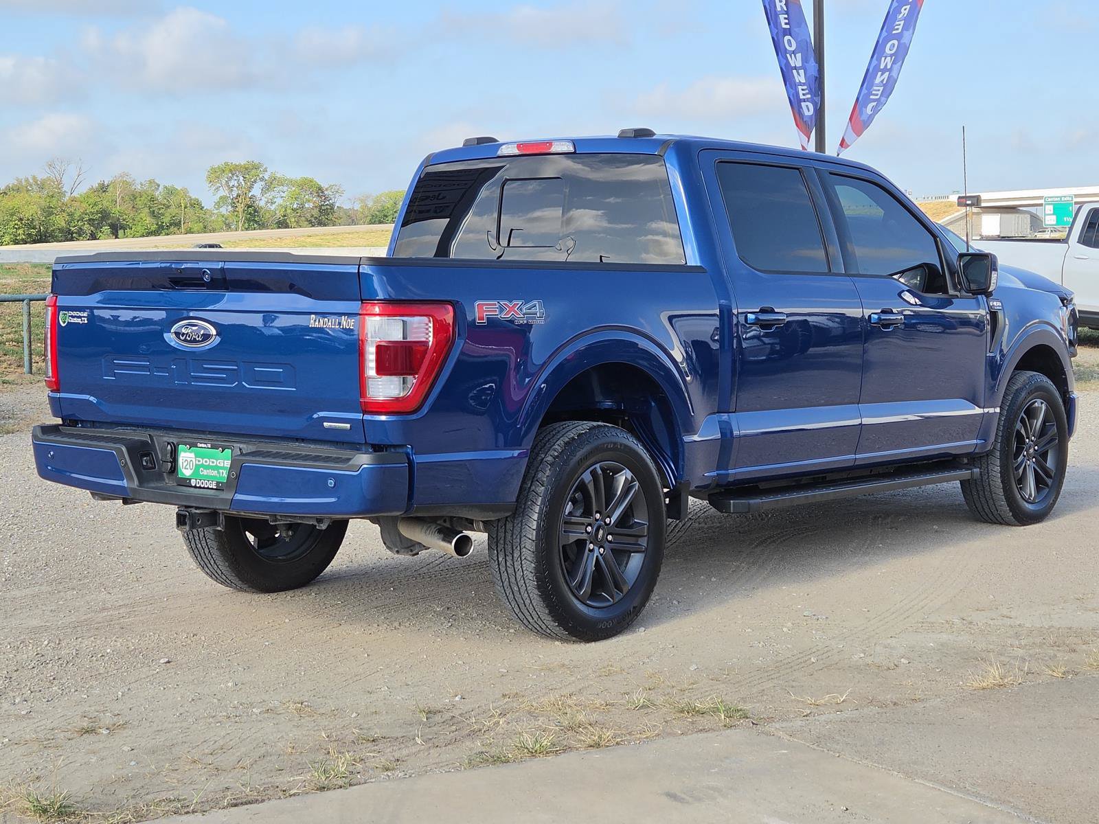 Used 2023 Ford F150 Lariat AWD/4WD image 5