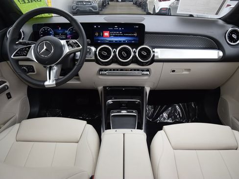 Used 2026 Mercedes-Benz GLB 250 image 19