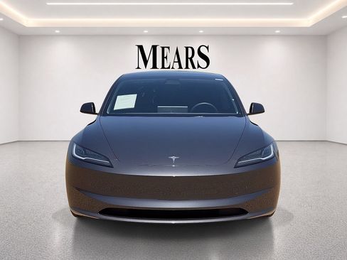 Used 2025 Tesla Model 3 Long Range AWD/4WD image 8