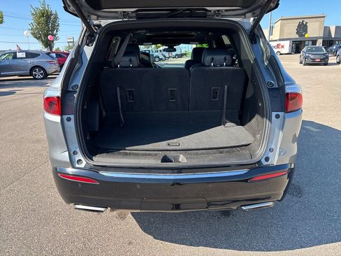 Used 2023 Buick Enclave Essence w/ Experience Buick Package AWD/4WD image 30