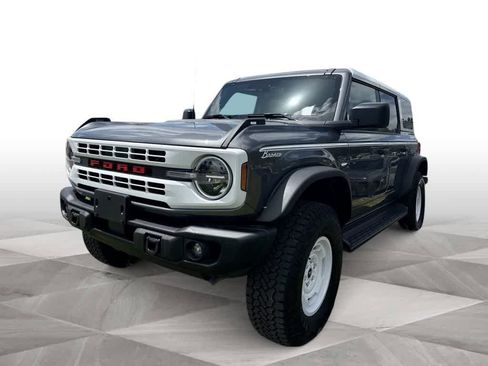 Used 2025 Ford Bronco Heritage Edition AWD/4WD image 1