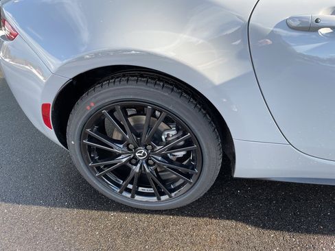 New 2025 MAZDA MX-5 Miata Club image 6