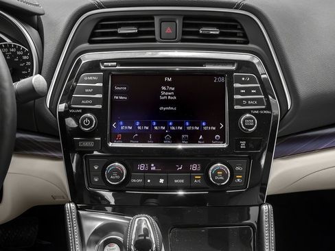 Used 2016 Nissan Maxima Platinum FWD image 13