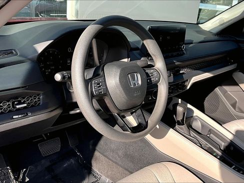 Used 2023 Honda Accord EX image 14