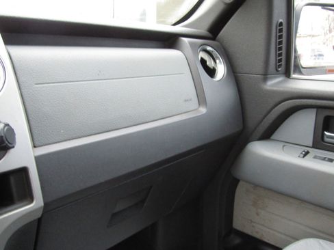 Used 2012 Ford F150 XLT w/ XTR Pkg image 15