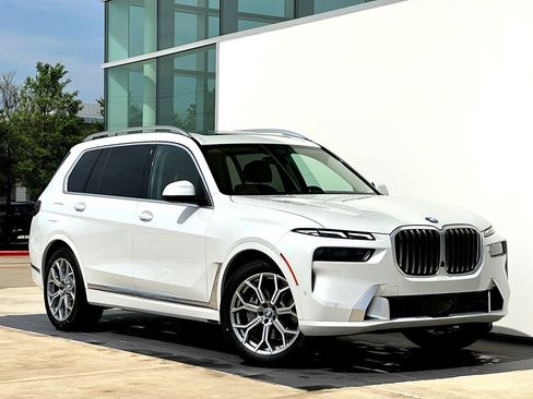 New 2026 BMW X7 xDrive40i image 1