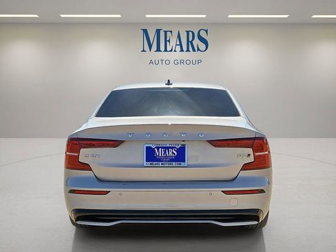 Used 2024 Volvo S60 B5 Plus image 5