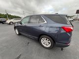 Used 2018 Chevrolet Equinox LT image 2