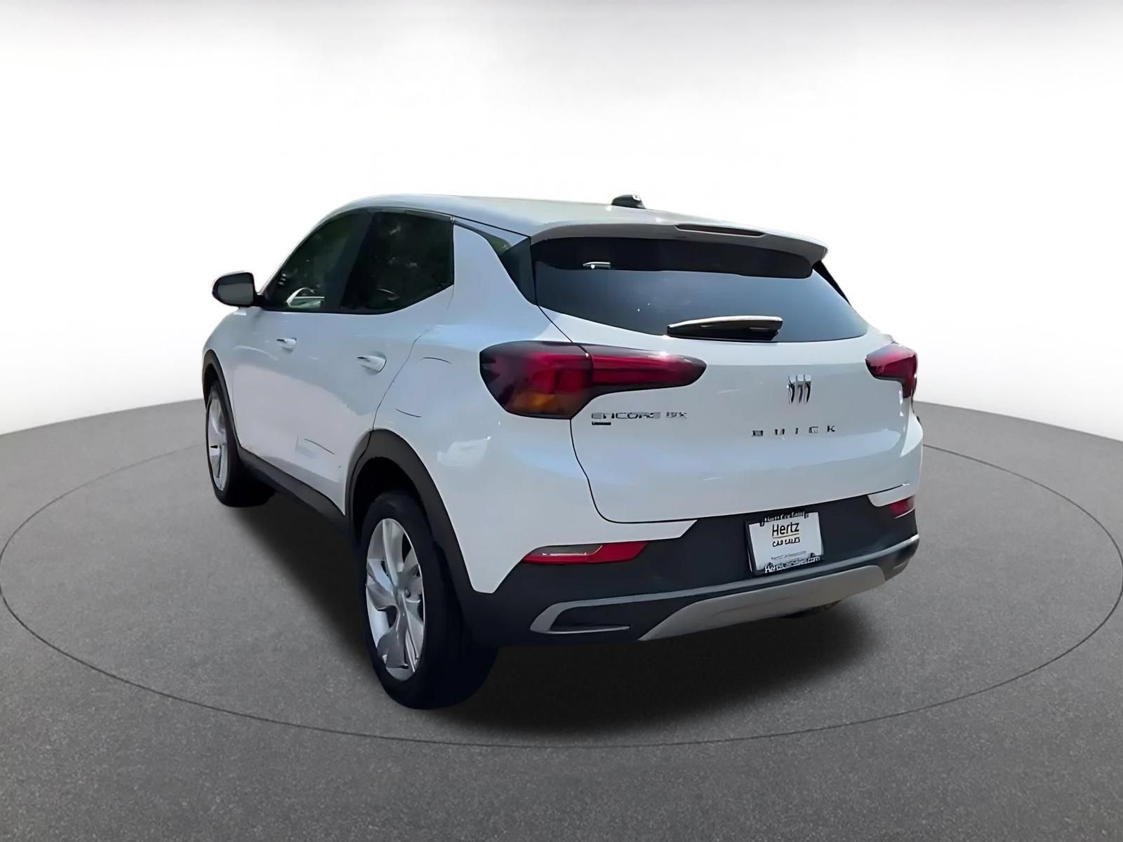 Used 2025 Buick Encore GX Preferred AWD/4WD image 10