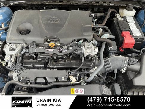 Used 2024 Toyota Camry SE image 32