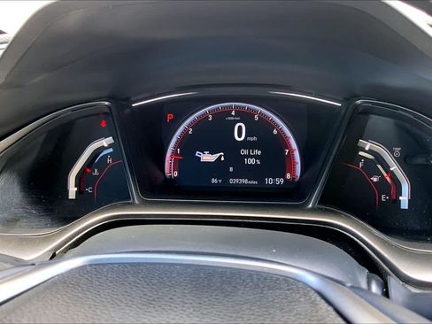 Used 2018 Honda Civic Sport Touring image 17
