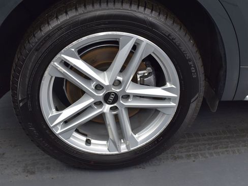 Used 2022 Audi Q5 e Prestige w/ Prestige Package image 5