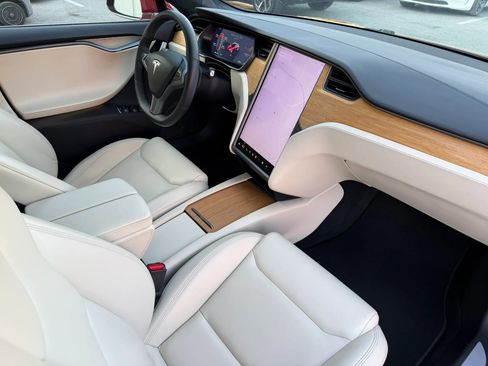 Used 2020 Tesla Model S Long Range image 21