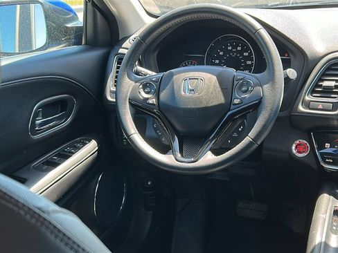 Used 2021 Honda HR-V EX-L image 24