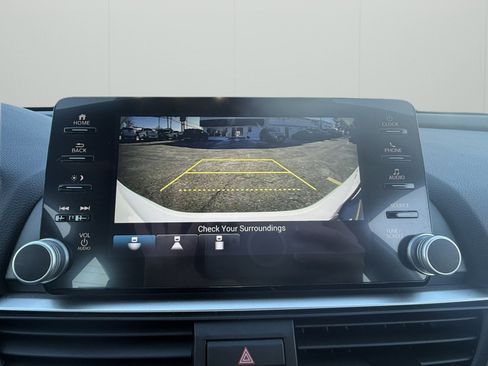 Used 2022 Honda Accord Sport image 16