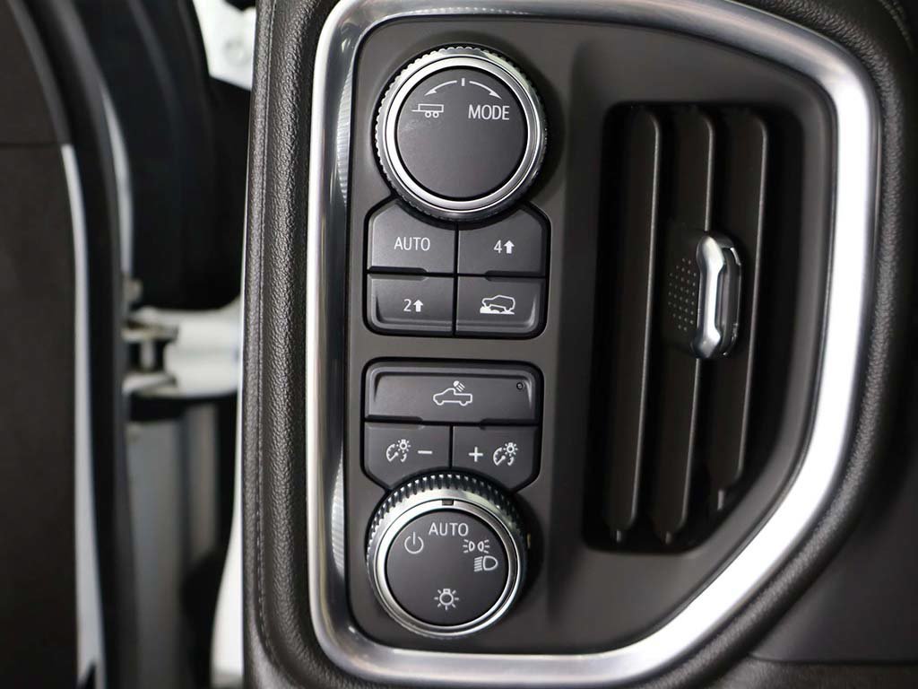 Used 2021 GMC Sierra 1500 SLE AWD/4WD image 36