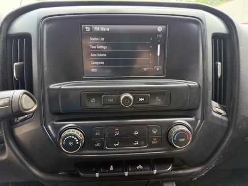 Used 2018 GMC Sierra 1500 2WD Crew Cab image 11