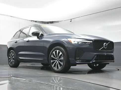 Used 2024 Volvo XC60 B5 Core AWD/4WD image 34