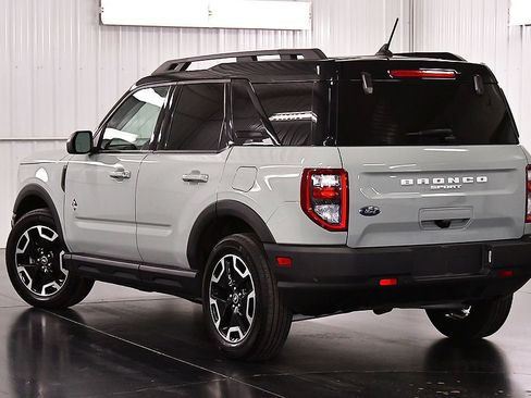 Used 2023 Ford Bronco Sport Outer Banks w/ Tech Package image 5