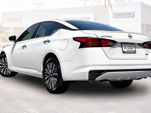 Used 2025 Nissan Altima 2.5 SV AWD/4WD image 30