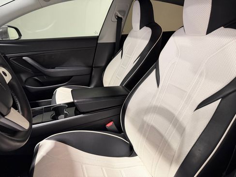 Used 2020 Tesla Model 3 Long Range image 11