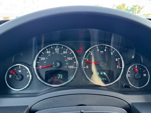 Used 2012 Jeep Liberty Limited Jet w/ Comfort/Convenience Group AWD/4WD image 16