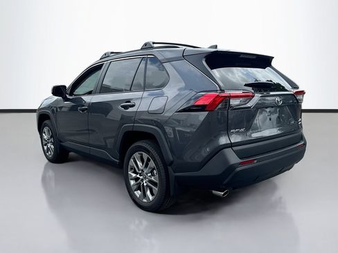 Used 2025 Toyota RAV4 XLE Premium AWD/4WD image 5