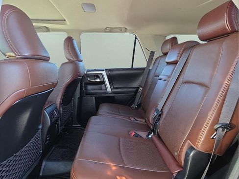 Used 2018 Toyota 4Runner Limited image 11