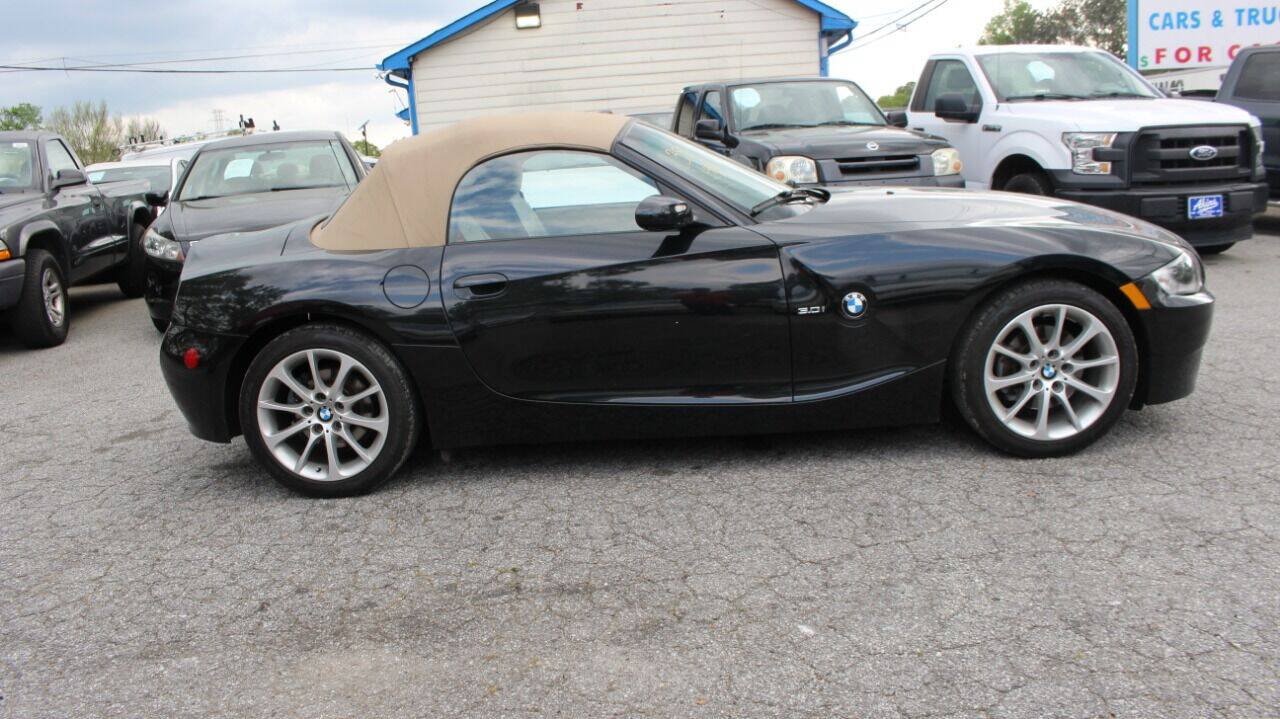 Used 2006 BMW Z4 3.0i RWD image 8