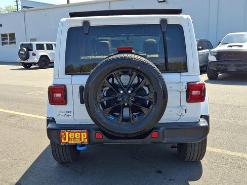 Certified 2023 Jeep Wrangler Sahara w/ Cold Weather Group image 5