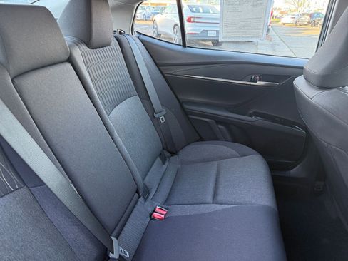 Used 2025 Toyota Camry LE image 39