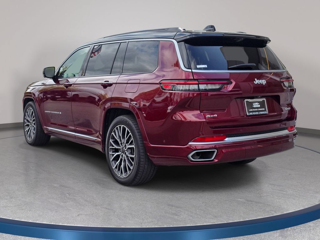Used 2025 Jeep Grand Cherokee L Summit AWD/4WD image 8