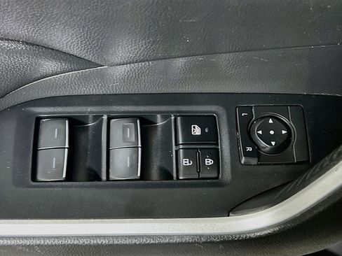 Used 2023 Toyota RAV4 XLE w/ Convenience Package FWD image 16