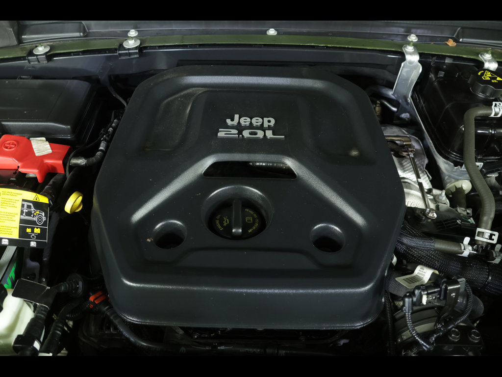 Used 2022 Jeep Wrangler Unlimited Sport AWD/4WD image 16