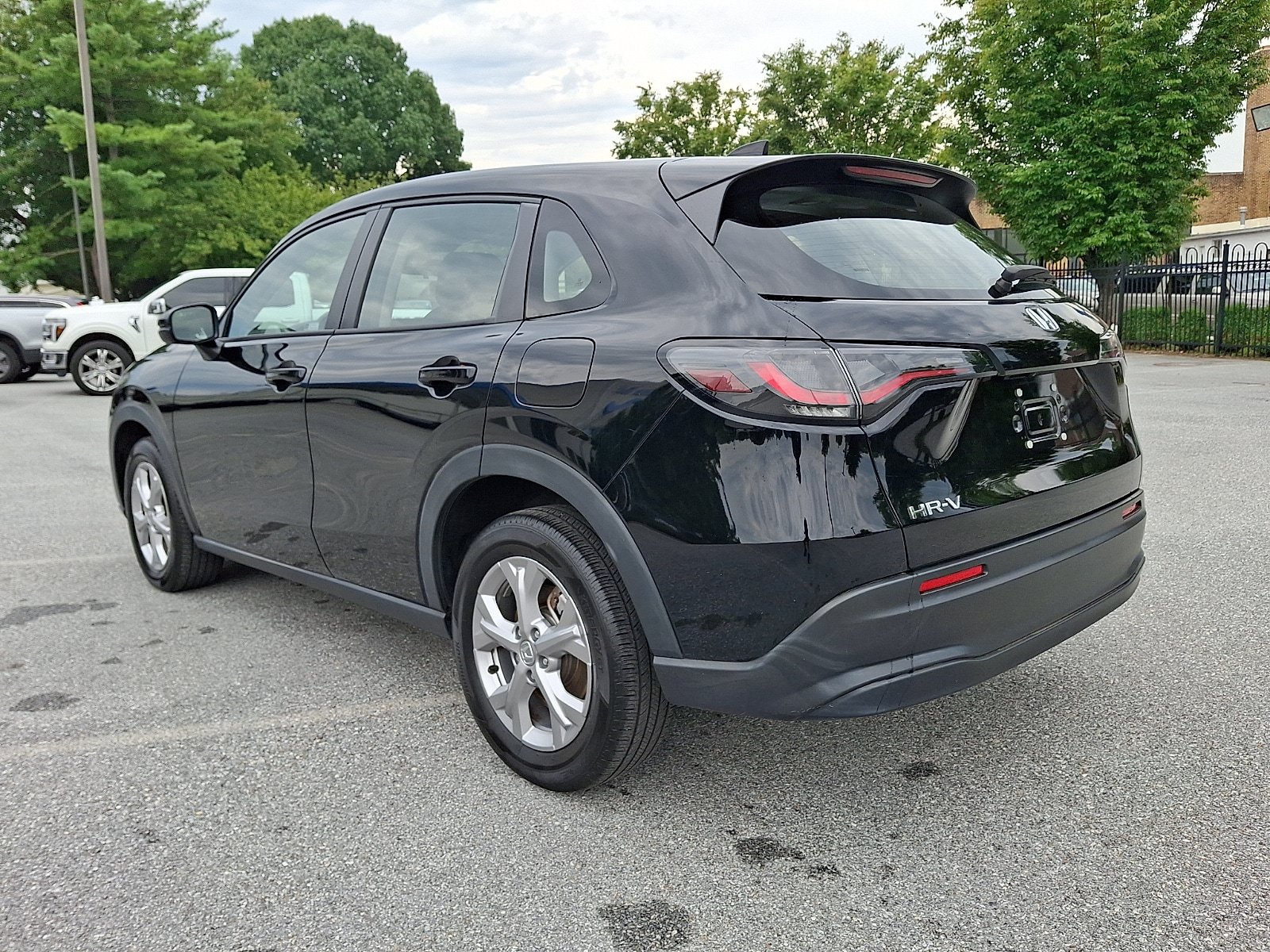 Used 2024 Honda HR-V LX image 4