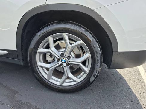 Used 2024 BMW X4 xDrive30i w/ Premium Package AWD/4WD image 9