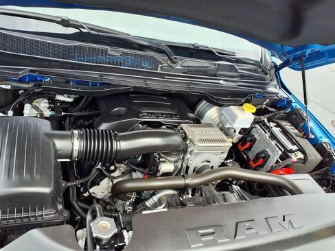 Used 2022 RAM 1500 Big Horn AWD/4WD image 38